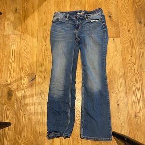 Woman’s Wrangler jeans. No holes or rips